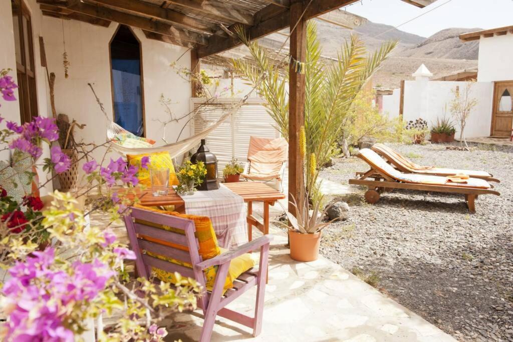 Tranquila Tierra - Eco Retreat Finca Artis Tirma Tarajalejo Extérieur photo
